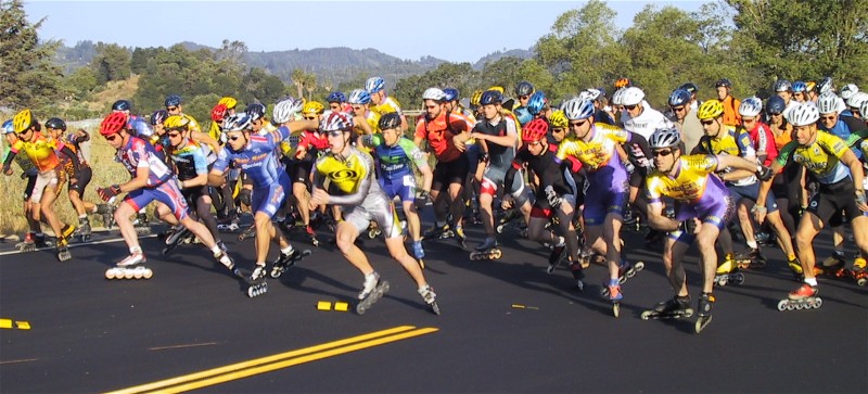 Winner Outen in gray & yellow  in center. Top woman Perkins on far left.